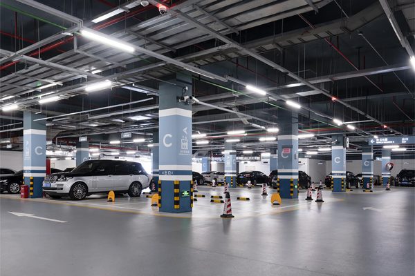 Garage lighting and LED light fixture upgrade solutions Garage lighting and LED light fixture upgrade solutions