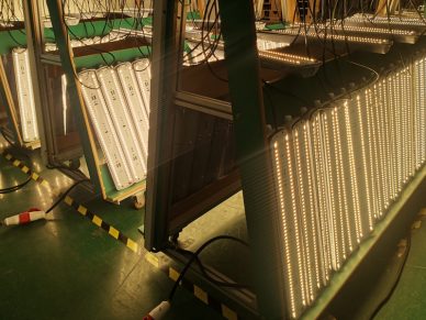 Production Line LED Linear Batten Light Fixture Aging Test Production Line LED Linear Batten Light Fixture Aging Test