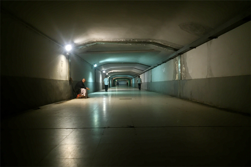 Tunnel LED Bulkhead Light Fixture, underpass Ceiling LED Light with Motion Sensor Tunnel LED Bulkhead Light Fixture, underpass Ceiling LED Light with Motion Sensor